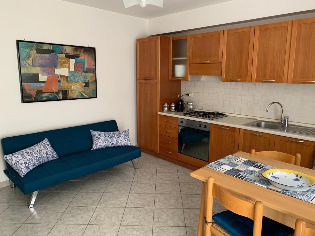 Sophie House : Appartamento Indipendente Ideale Per Vacanze Al Mare Reggio di Calabria Bagian luar foto