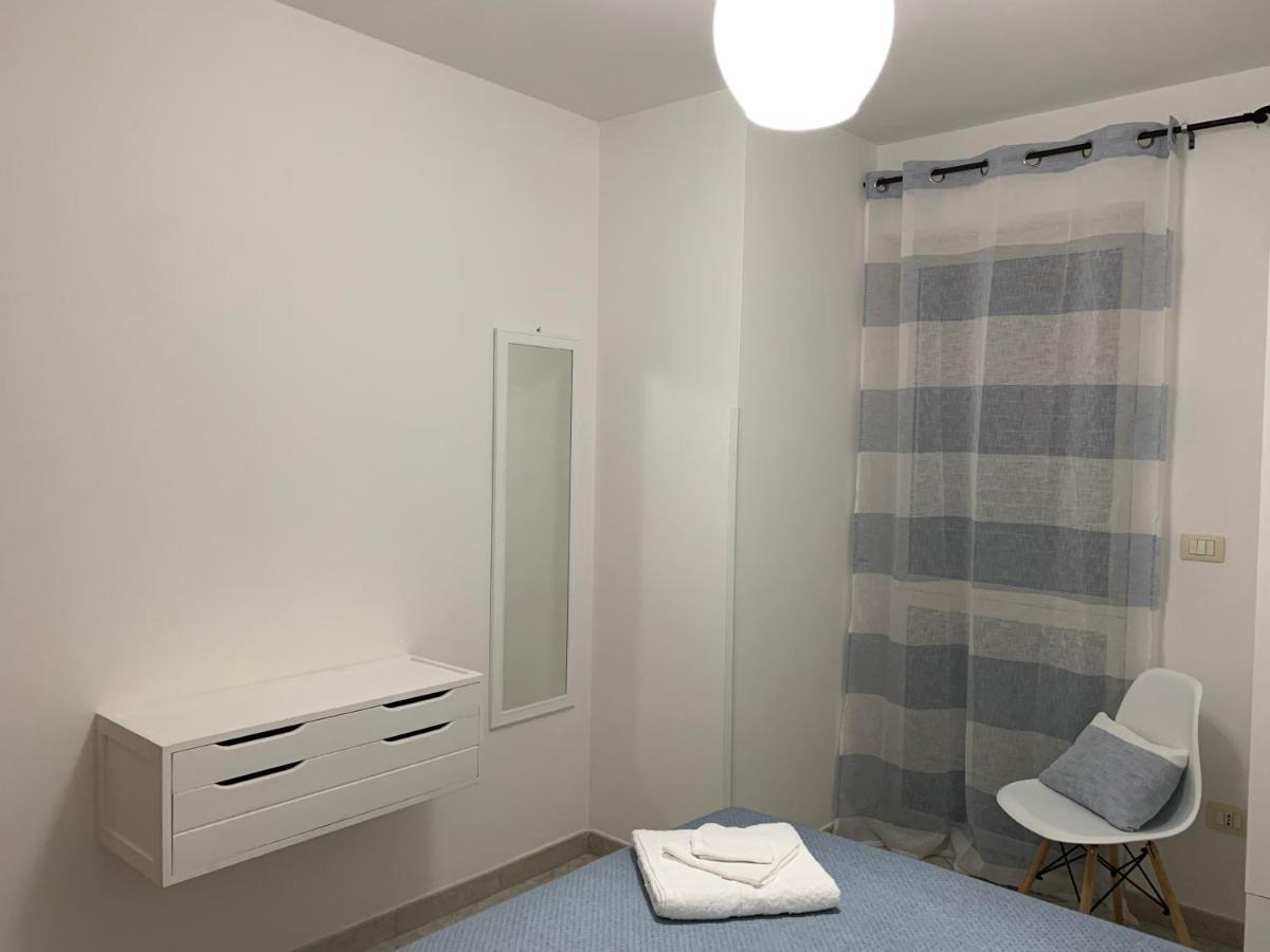 Sophie House : Appartamento Indipendente Ideale Per Vacanze Al Mare Reggio di Calabria Bagian luar foto