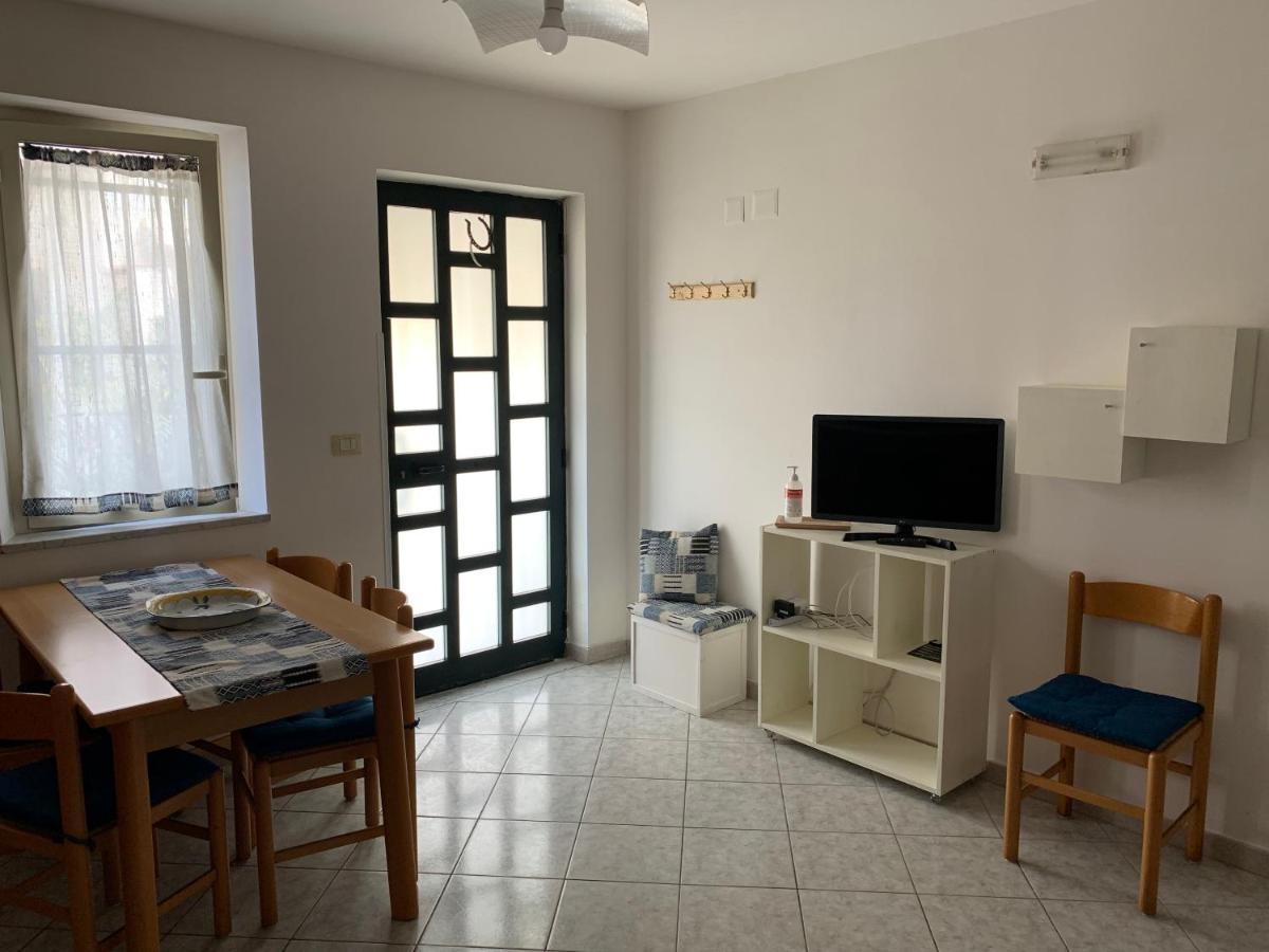 Sophie House : Appartamento Indipendente Ideale Per Vacanze Al Mare Reggio di Calabria Bagian luar foto